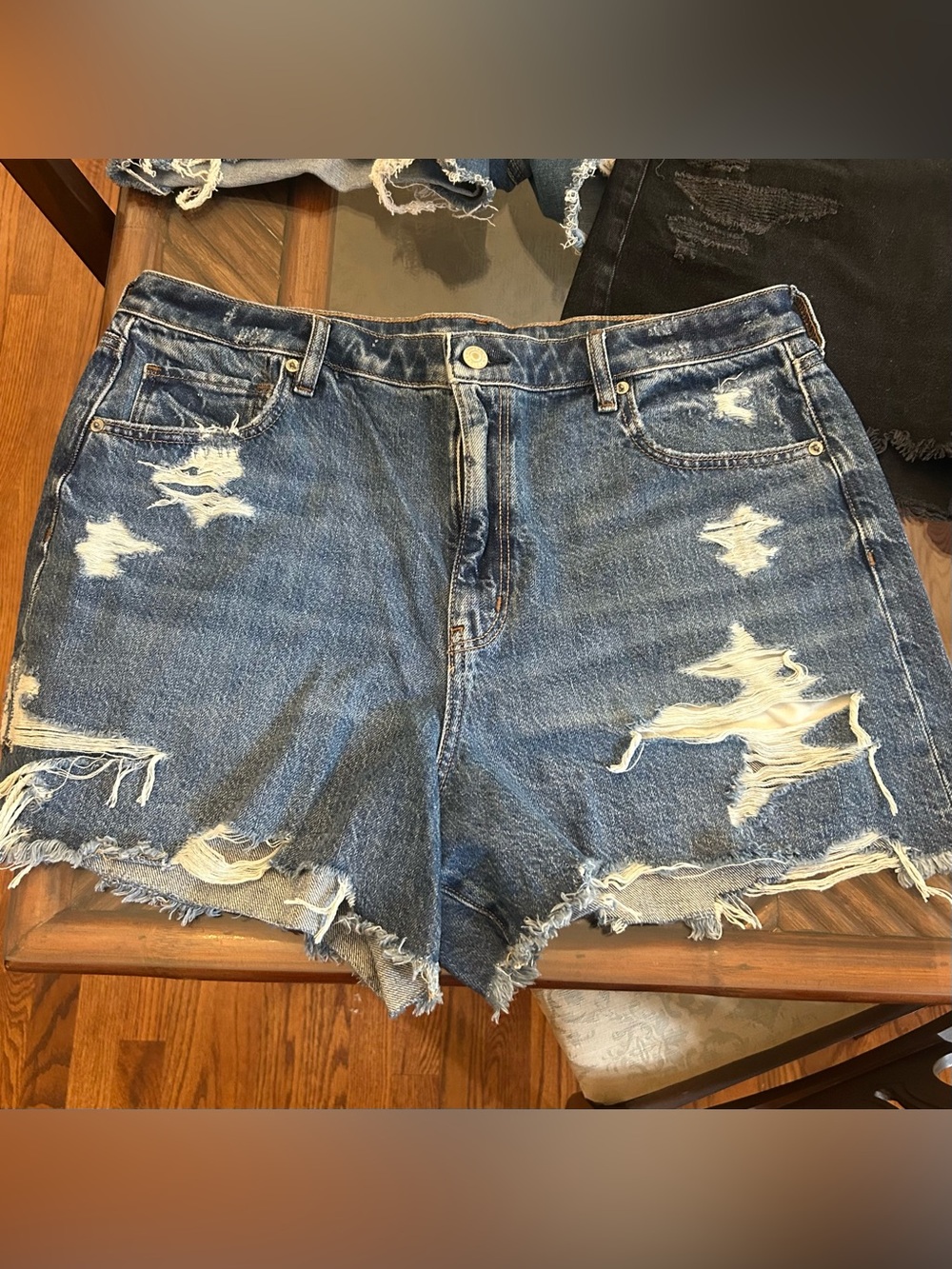 American Eagle denim shorts (lot of 3) sz. 16-18 - Picture 2 of 10